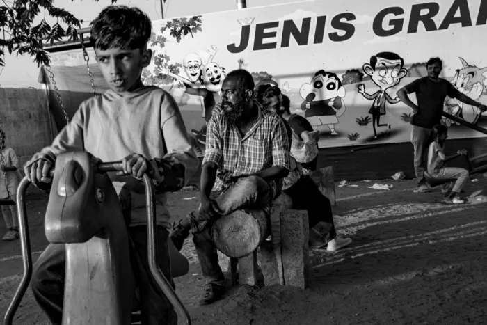 Chandar, Vinoth: Parallel Lives