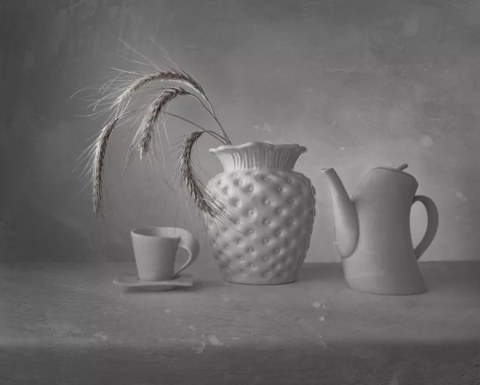 Perfoncio, Margareth: White
