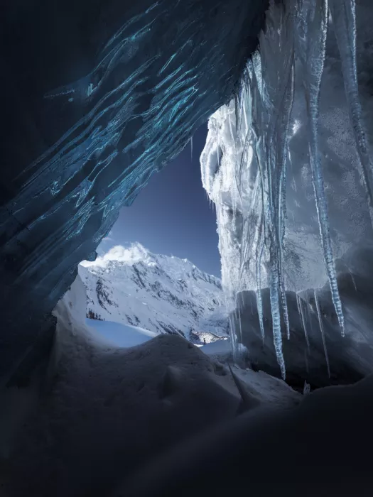 Ye, NingYun: Cueva de hielo