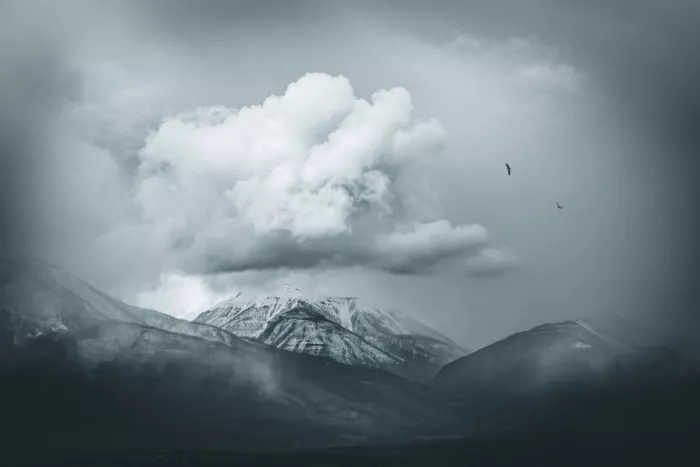 Zhao, Alex: Oltre la montagna
