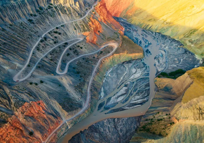DB, YY: Couleur de la terre