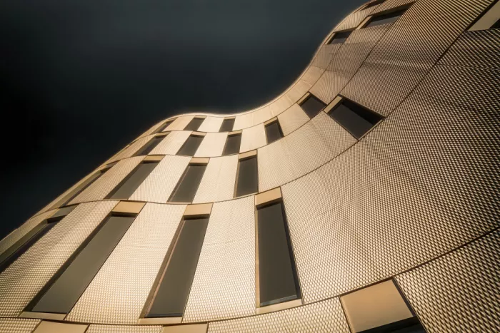 Eßig, Michael: Golden Curved