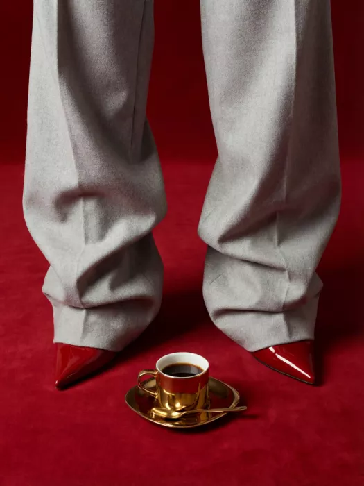 Magnusson, Andreas: Zapatos rojos y café