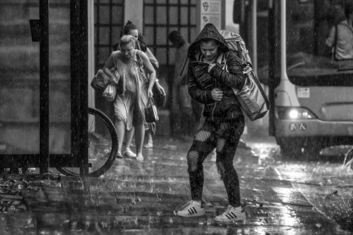 Melis, Maria Alberto: Regen in der Stadt