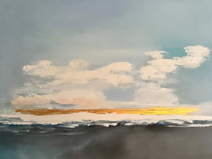 Studio, Megan Breanna: Pozlacená nehybnost