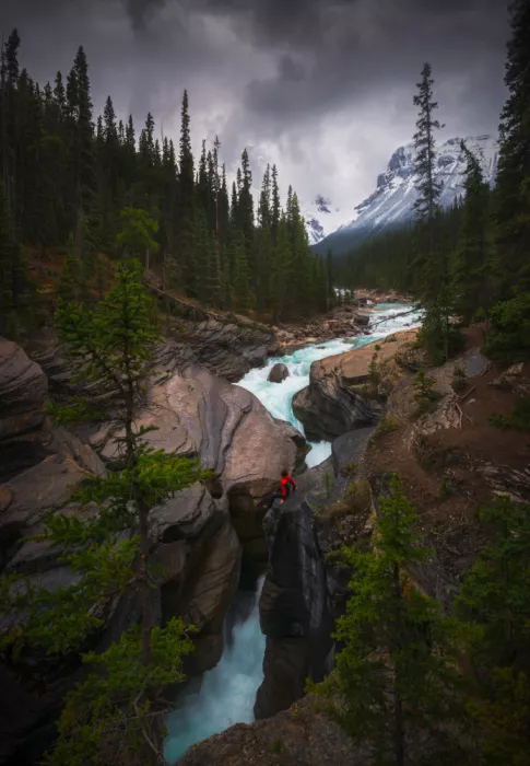 Joanaduenas: Mistaya canyon 7R24179