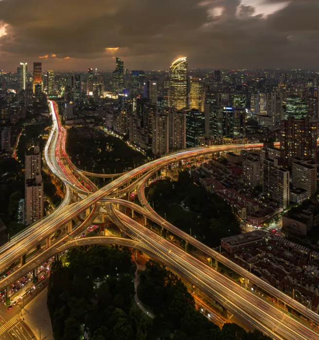 Mun, Lip Chong: Bustling Shanghai