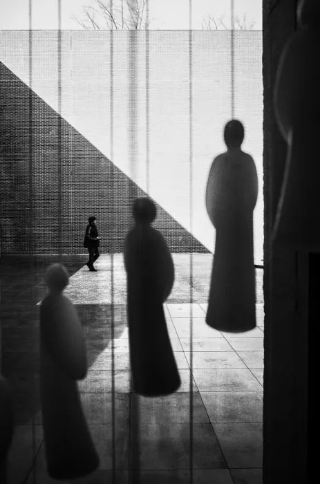 Kim, Parole: Alone