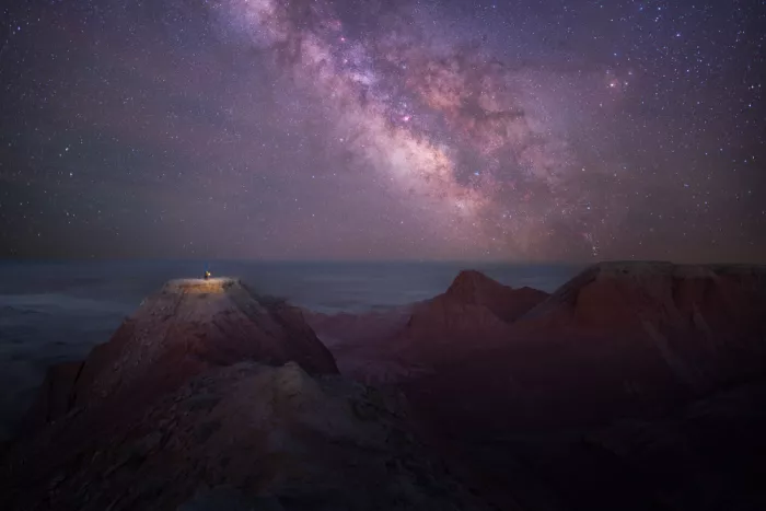 Simoon: Jedna Lampa, Jedna Galaxie