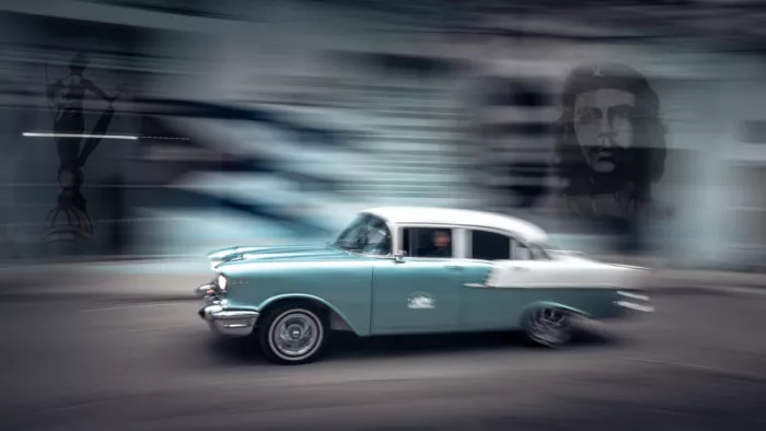 天馬, Feng Chao: A Car in Havana