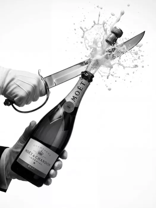 Magnusson, Andreas: Sabrage du champagne