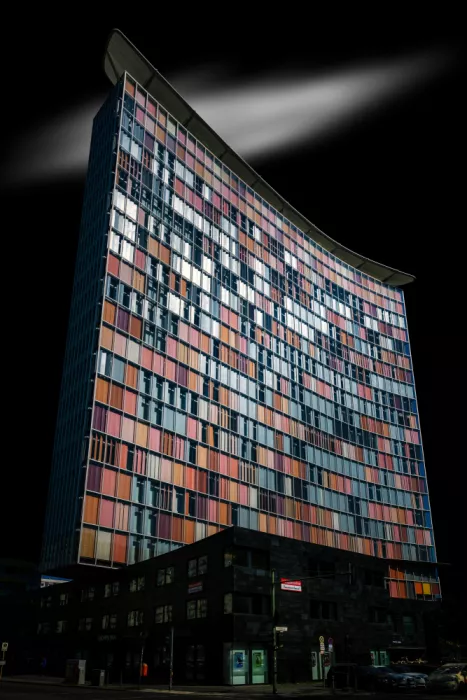 Greco, Luigi: Modern building 69