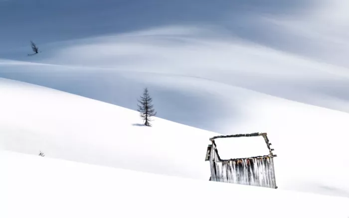 Ling, Ariel: Rifugio delle Dolomiti Innevato
