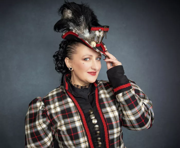Springgay, Daniel: Hats off to Bettsie