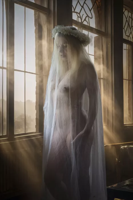 Kurz, Christian: the bride in the first morning light