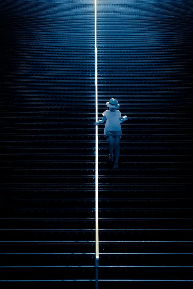 Yarimizu, Yasuhiko: Angel sestoupil