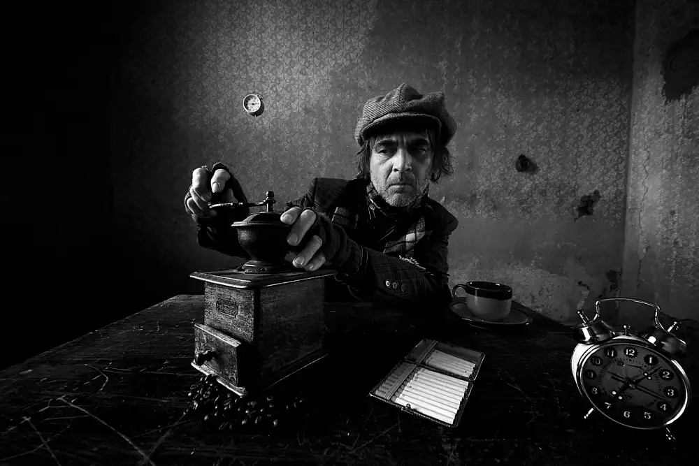 -, grobenski mario: Café et cigarettes