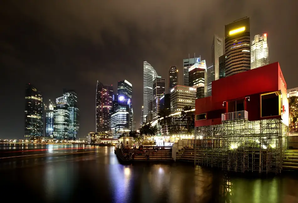 Kisworo, Sebastian: Merlion est dans la cage