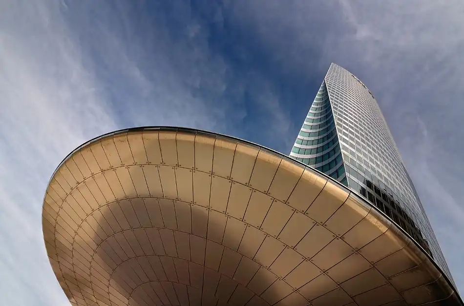 Gasperlin, Izidor: Vesmírná architektura
