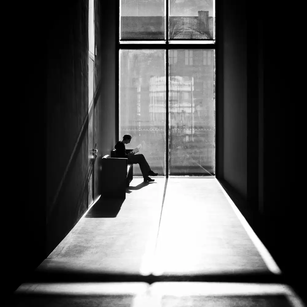 M., Michael: Fensterlicht