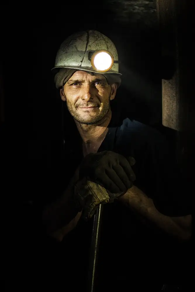 Bajrich, Amir: miner
