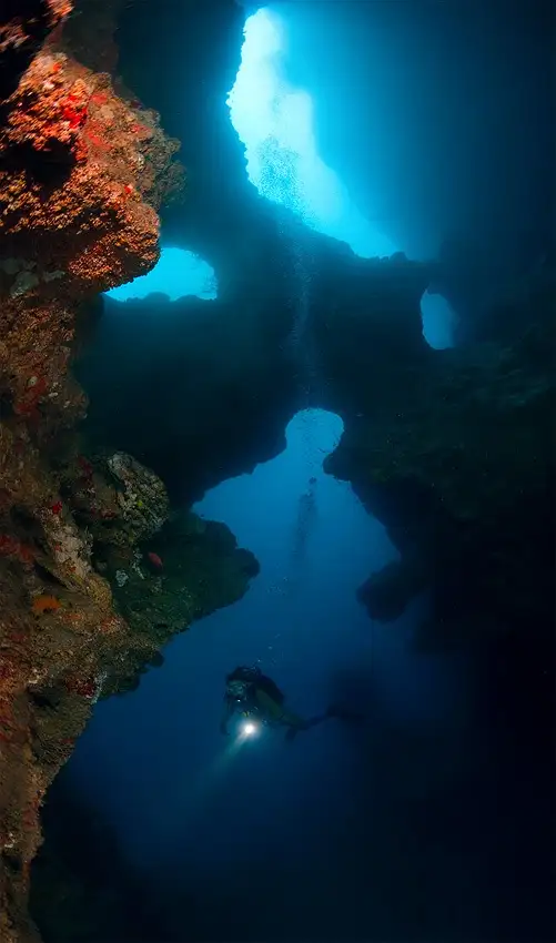 Narchuk, Andrey: Cave