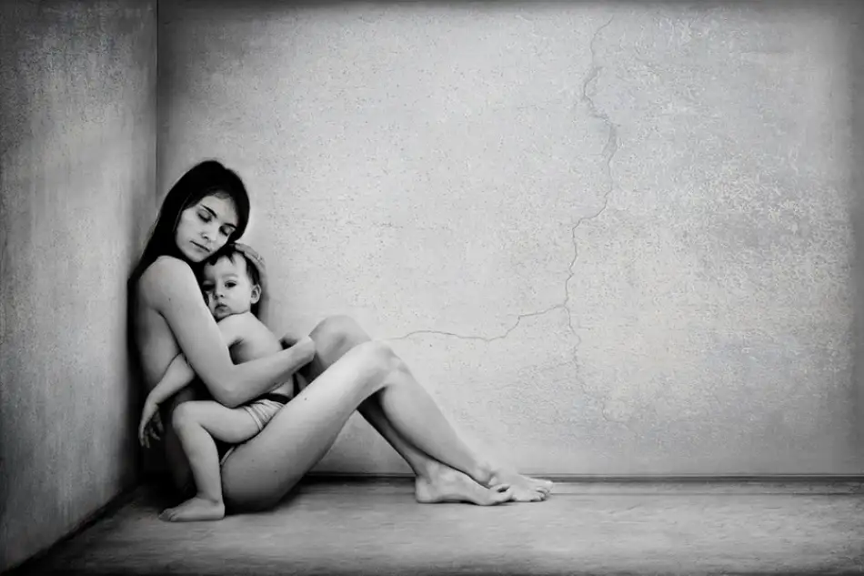 Tomsickova, Tatyana: protección de las madres
