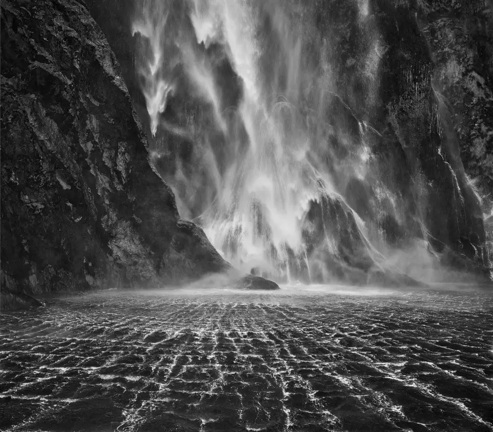 Zhang, Yan: Vodopády Milford Sound
