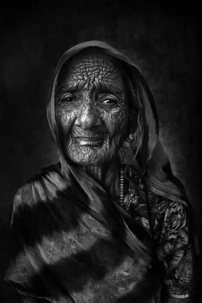 Almutaghawi, Fadhel: Abuela