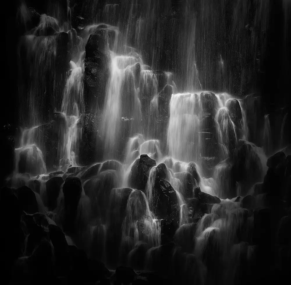 Dou, Shenshen: Los seres velados --- Ramona Falls
