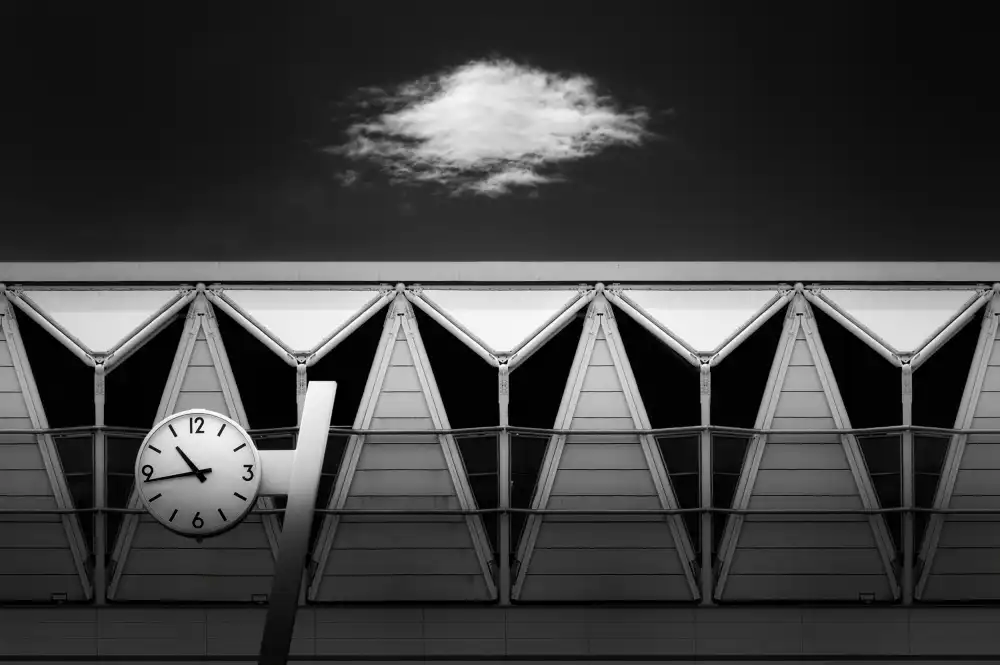 TAKAUE, Akira: Parada del tiempo
