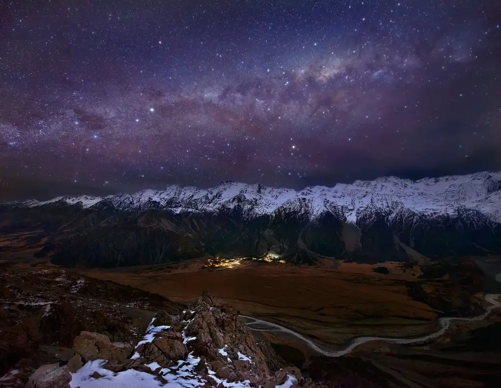 Zhang, Yan: Beyond the Plains: Touching the Sky