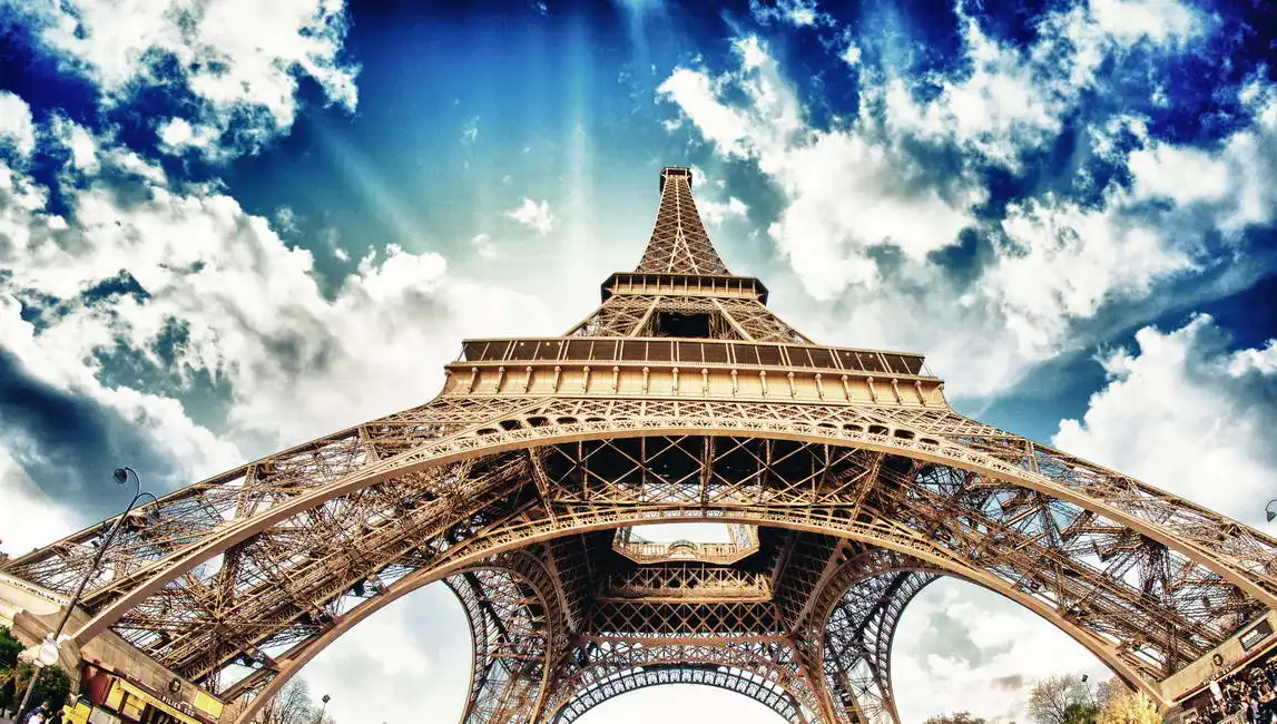 Neznámý: Eiffelova věž