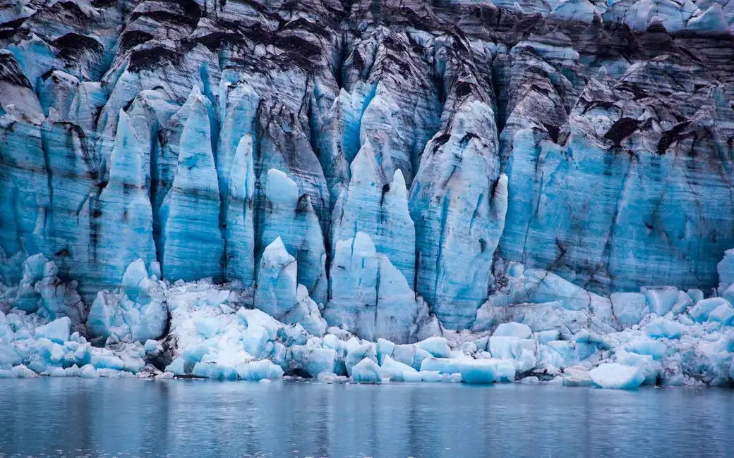 Neznámý: Ledovec v národním parku Glacier Bay na Aljašce