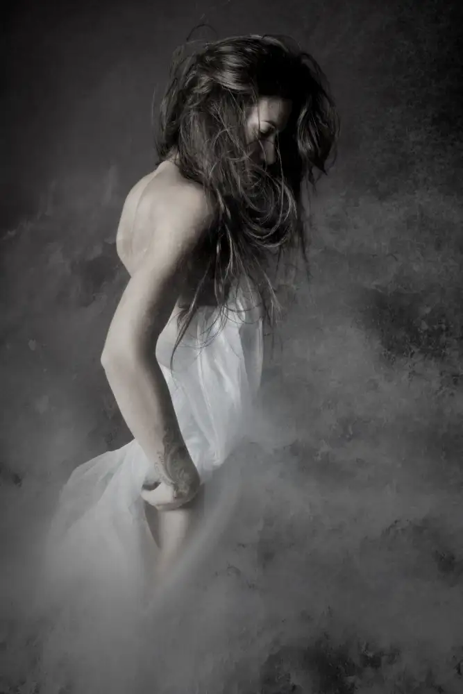 Mest, Olga: gris