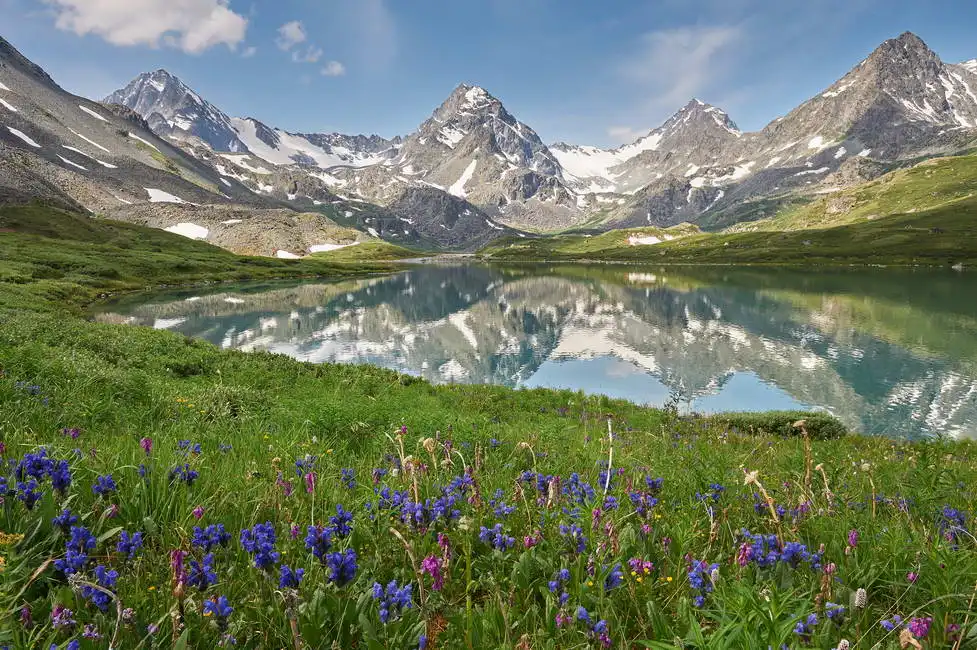 Neznámý: Ledové jezero, Rusko, Altaj, Katuň hřeben