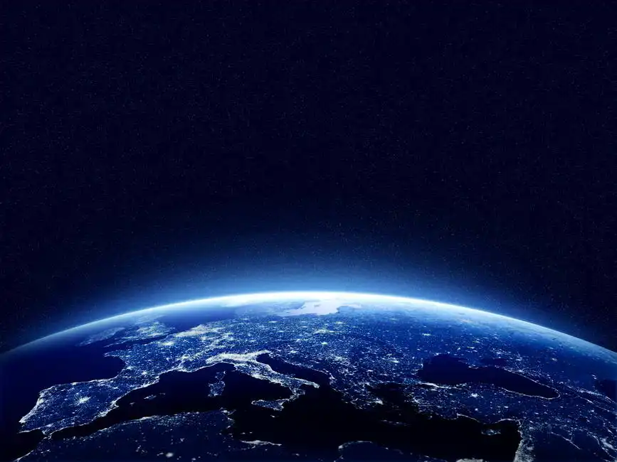 Unknown: La Terre la nuit