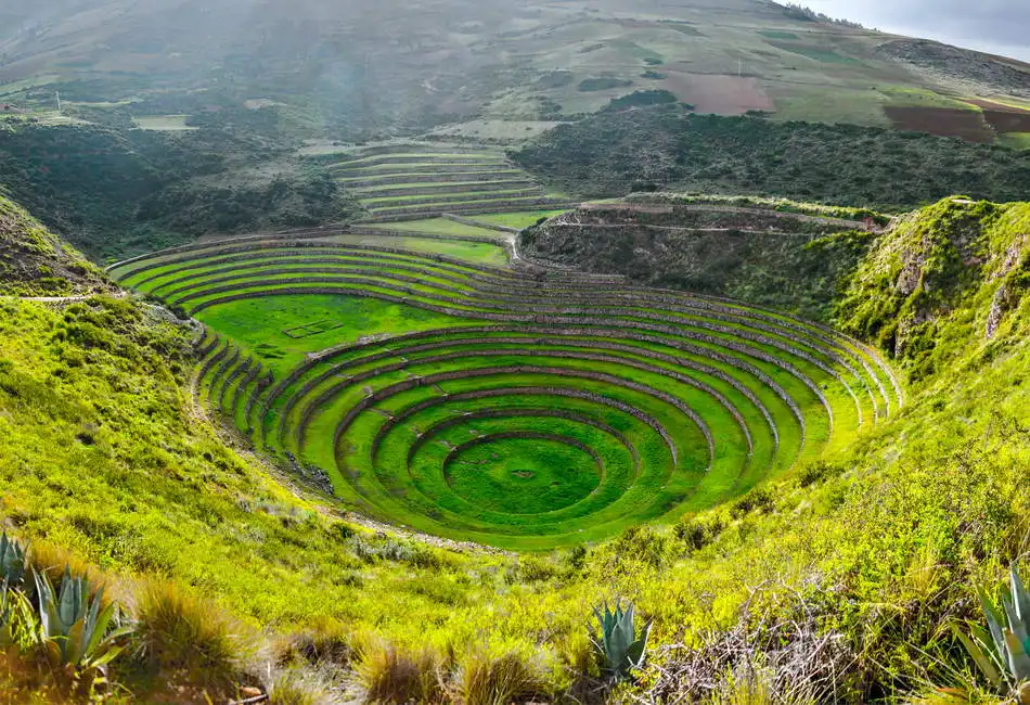 Neznámý: Kruhové terasy Inků na Moray, Peru