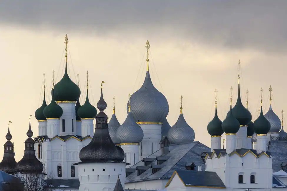 Neznámý: Zimní pohled na středověký Kreml v Rostově