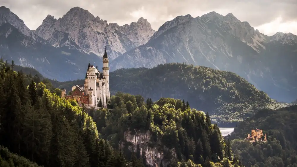 Wonisch, Andreas: Dva hrady
