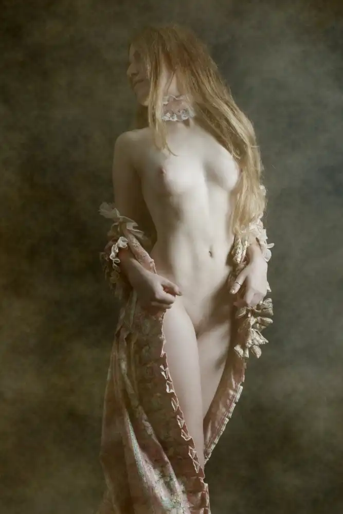 Mest, Olga: Unconcealed