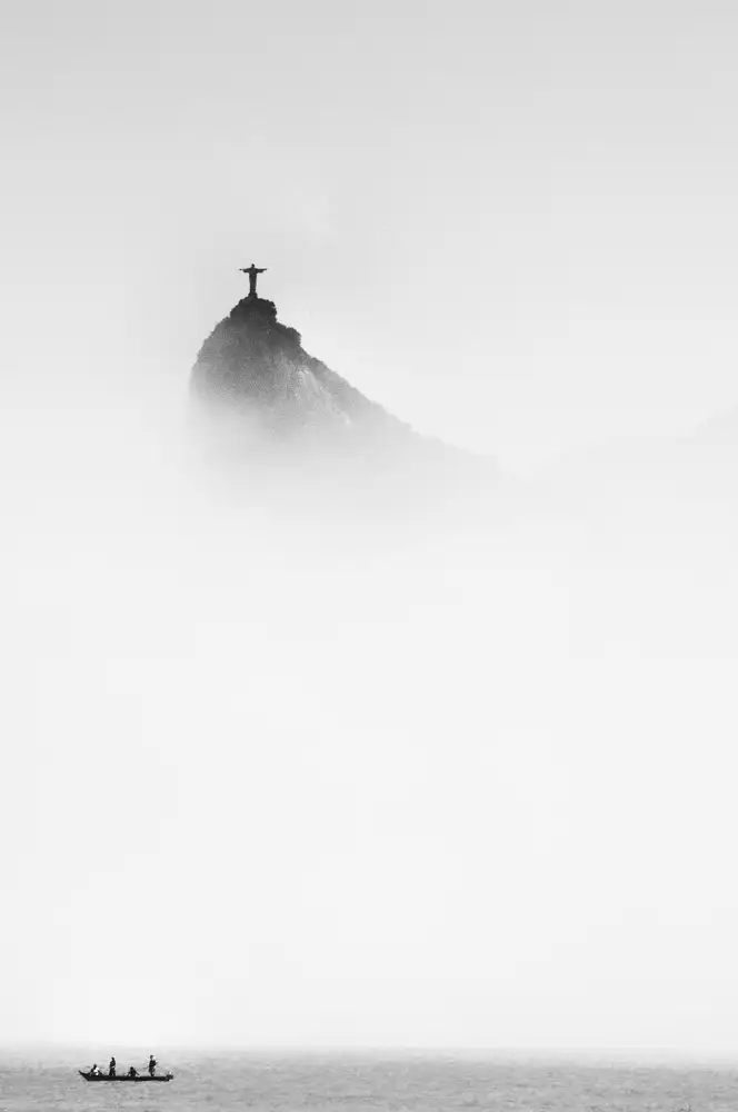 Cole, Trevor: cristo en la niebla