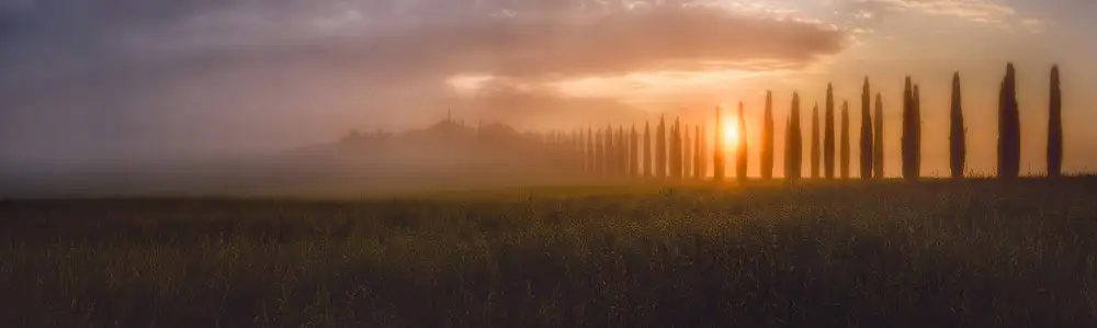 la, De Javier: Sonnenaufgang in der Toskana