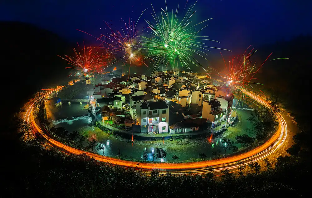 Zhu, Hua: Lantern festival celebration