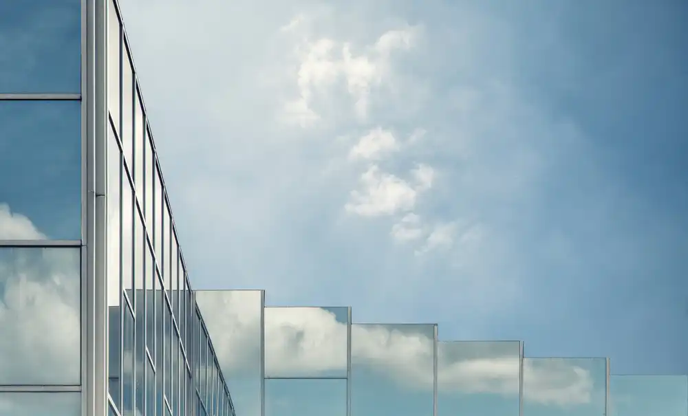 Verschelden, Harry: Mirrors in the sky.
