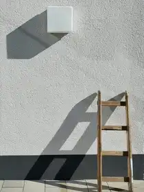 Lieb, Dorothee: lampa a žebřík