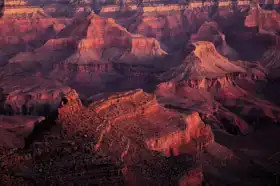 Neznámý: Grand Canyon při východu slunce
