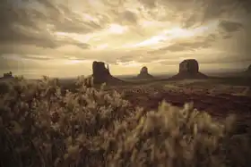 Neznámý: Monument Valley