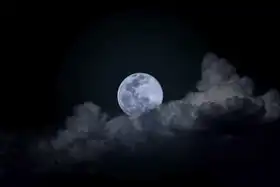 Neznámý: Noční Měsíc