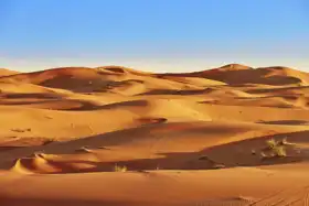 Neznámý: Písečné duny v saharské poušti, Merzouga, Maroko